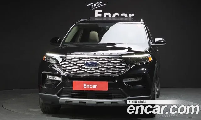 Ford Explorer 2022 — фото 3