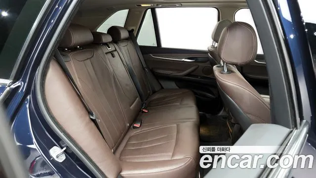 BMW X5 2016 — фото 12