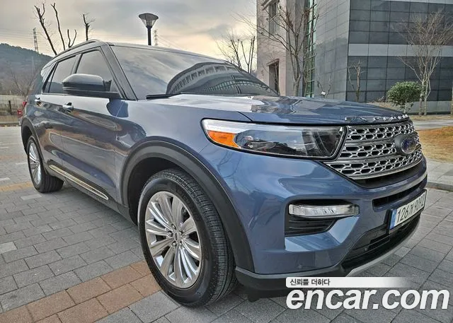 Ford Explorer 2021 — фото 8