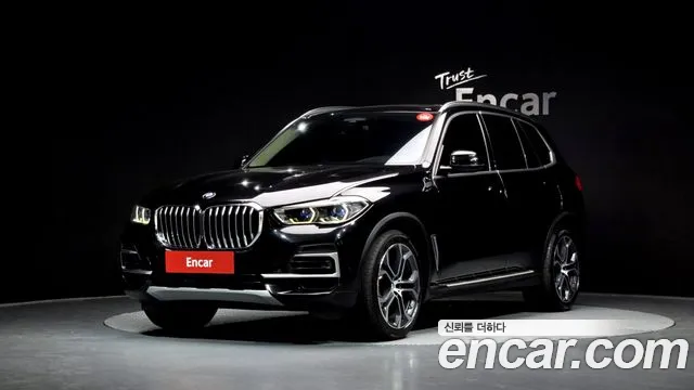 BMW X5 2022 — фото 1