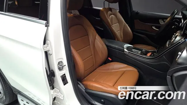 Mercedes-Benz GLC-Class 2021 — фото 10