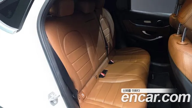 Mercedes-Benz GLC-Class 2021 — фото 12