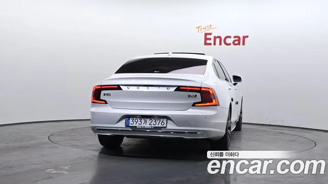 Volvo S90 2023 — фото 4