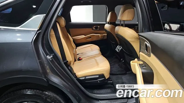 Kia Sorento 2021 — фото 12