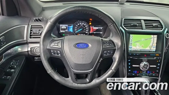 Ford Explorer 2016 — фото 13