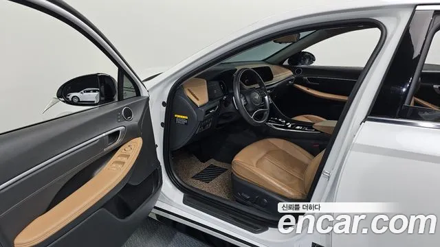 Hyundai Sonata 2020 — фото 10