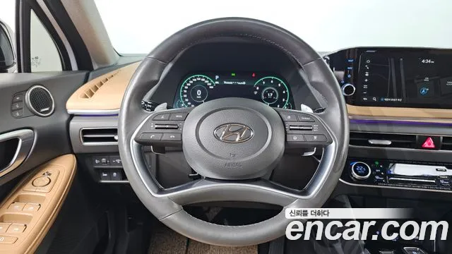 Hyundai Sonata 2020 — фото 15