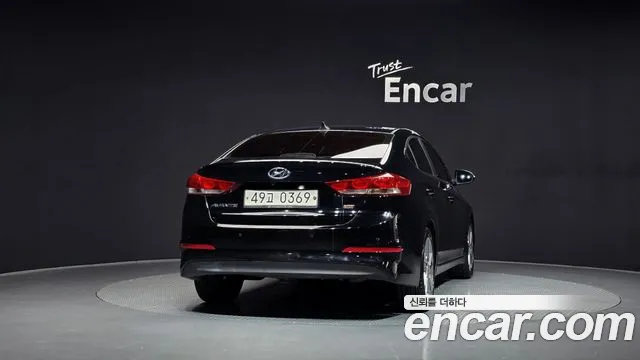 Hyundai AVANTE 2017 — фото 4