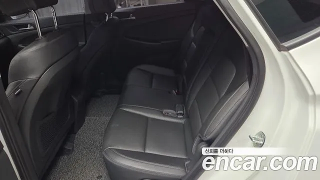 Hyundai Tucson 2018 — фото 10