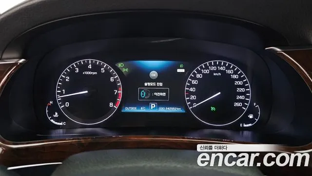 Hyundai Equus 2015 — фото 8
