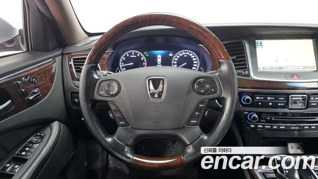 Hyundai Equus 2015 — фото 13