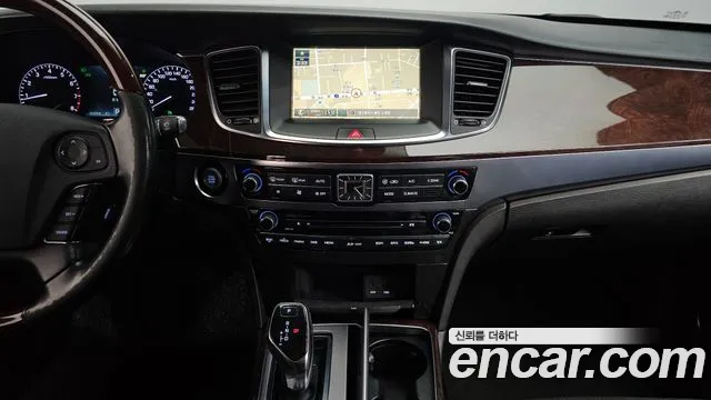 Hyundai Equus 2015 — фото 16
