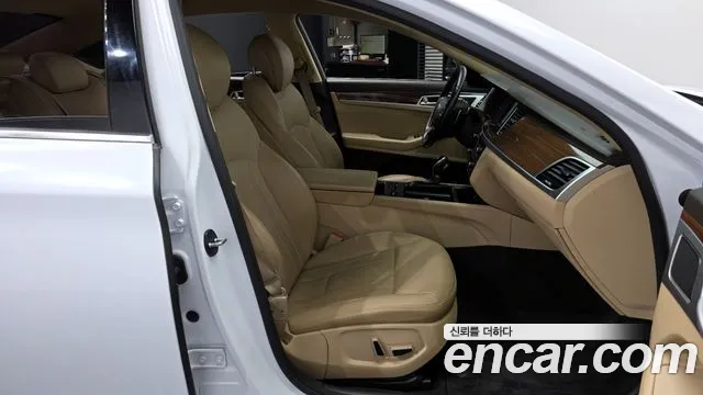 Hyundai Genesis 2016 — фото 11