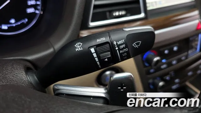 Hyundai Genesis 2016 — фото 17