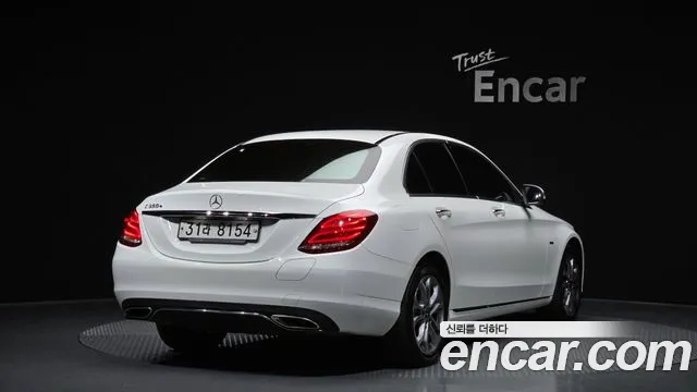 Mercedes-Benz C-Class 2018 — фото 2