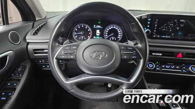 Hyundai Sonata 2022 — фото 13