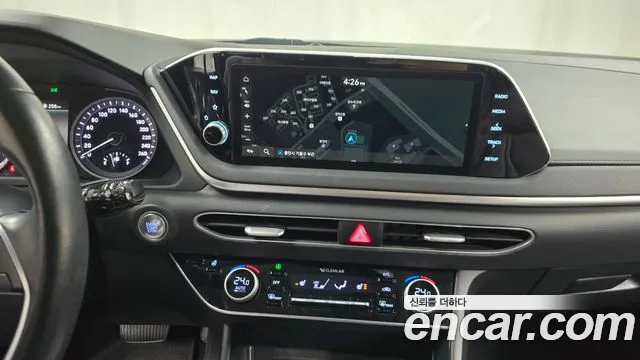 Hyundai Sonata 2022 — фото 14