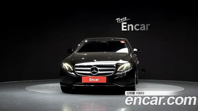 Mercedes-Benz E-Class 2018 — фото 3
