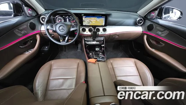 Mercedes-Benz E-Class 2018 — фото 7