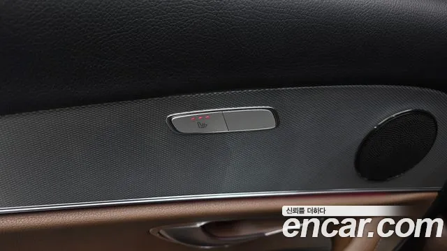 Mercedes-Benz E-Class 2018 — фото 18