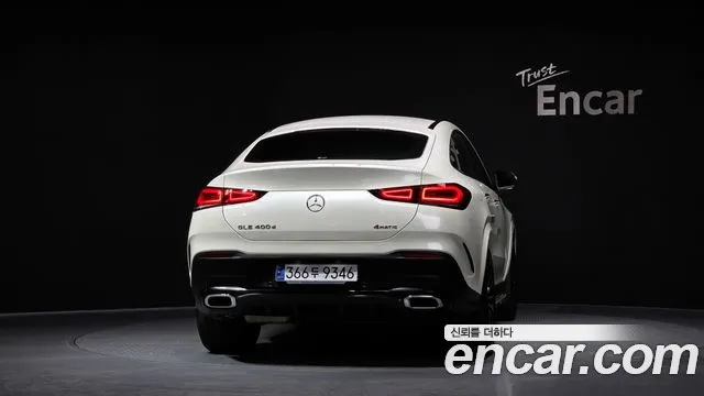 Mercedes-Benz GLE-Class 2022 — фото 4