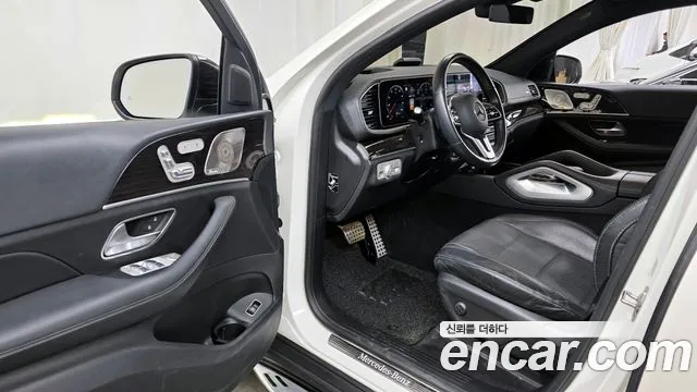 Mercedes-Benz GLE-Class 2022 — фото 10