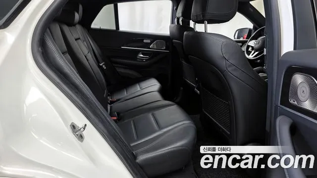 Mercedes-Benz GLE-Class 2022 — фото 12