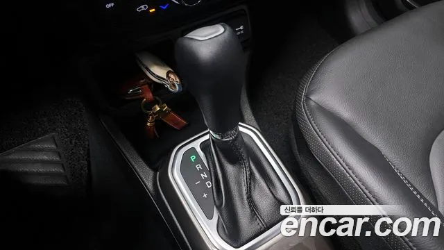 Jeep Renegade 2021 — фото 9