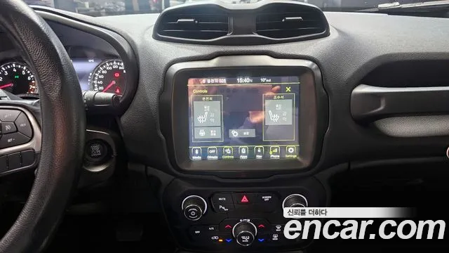 Jeep Renegade 2021 — фото 16
