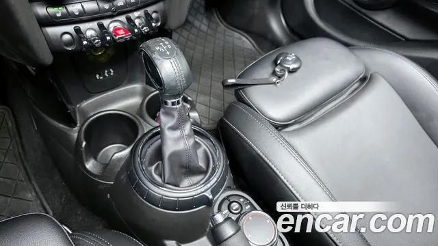 Mini Cooper 2017 — фото 9