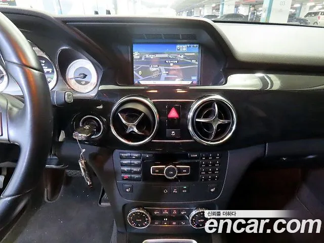 Mercedes-Benz GLK-Class 2014 — фото 11