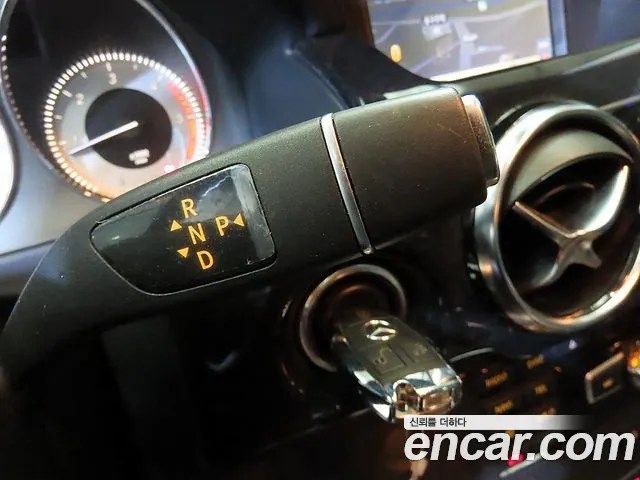 Mercedes-Benz GLK-Class 2014 — фото 12