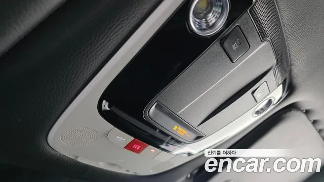 Kia EV6 2022 — фото 17