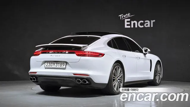 Porsche Panamera 2020 — фото 2