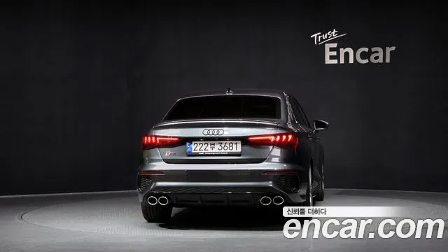 Audi S3 2023 — фото 4