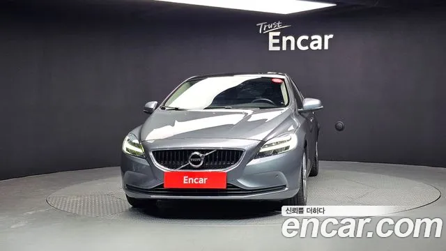 Volvo V40 2018 — фото 3
