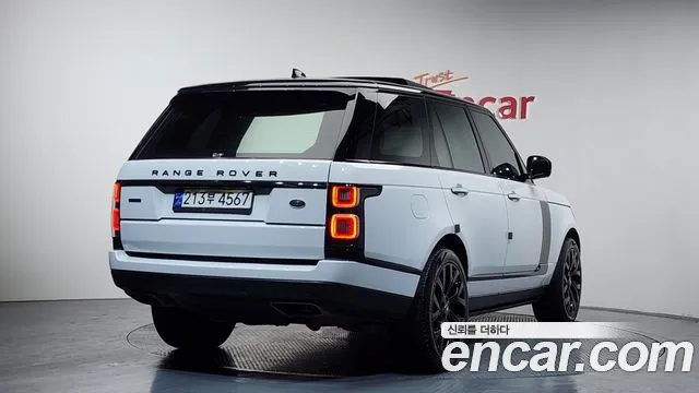 Land Rover Range Rover 2018 — фото 2