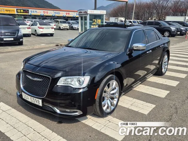 Chrysler 300C 2016 — фото 1