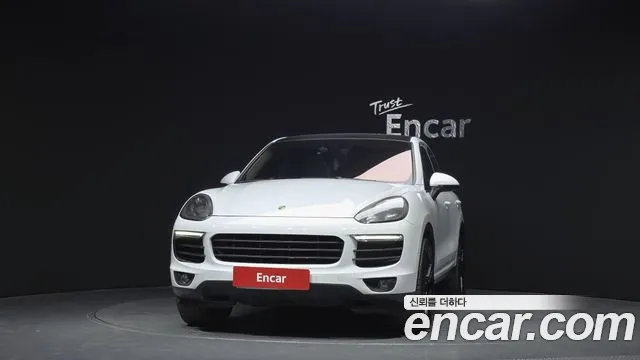 Porsche Cayenne 2015 — фото 3