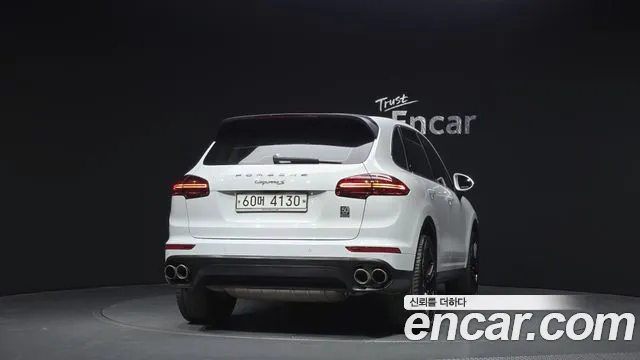 Porsche Cayenne 2015 — фото 4
