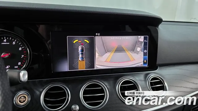 Mercedes-Benz E-Class 2018 — фото 14