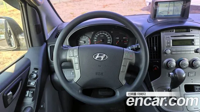 Hyundai Starex 2012 — фото 13