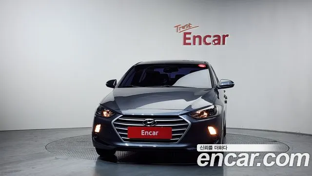 Hyundai AVANTE 2018 — фото 3