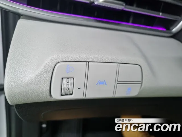 Hyundai AVANTE 2021 — фото 17