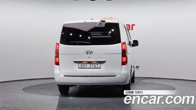 Hyundai Starex 2019 — фото 4