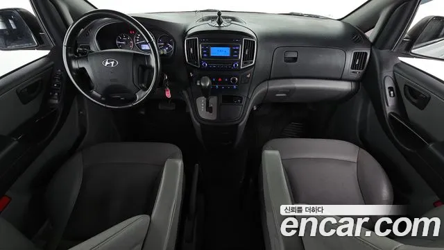 Hyundai Starex 2019 — фото 7