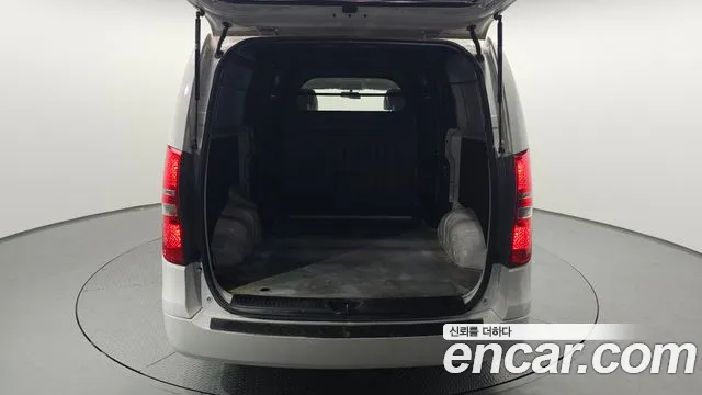 Hyundai Starex 2019 — фото 20