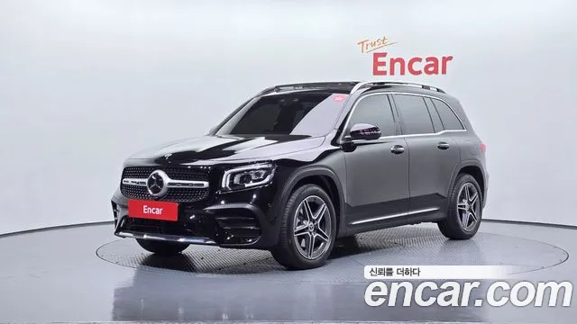 Mercedes-Benz GLB-Class 2023 — фото 1