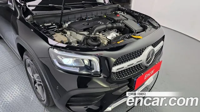 Mercedes-Benz GLB-Class 2023 — фото 6