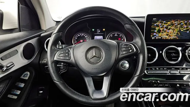 Mercedes-Benz GLC-Class 2016 — фото 13